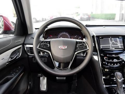 30万左右车型，最好用的方向盘评选，宝马手感最好