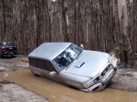 五十铃MUX、日产途乐越野演示与救援注意事项