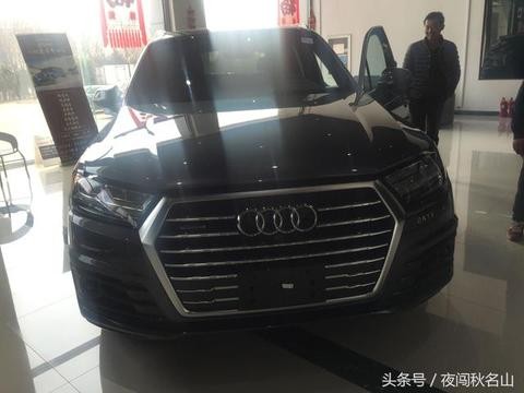 “撩妹达车王”——17款奥迪Q7震撼来袭！奢华内饰，亮瞎眼！