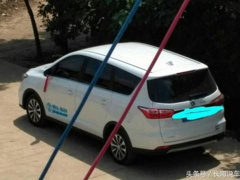 7座的国产车被强行喷字，这次汉兰达竟然也中招了