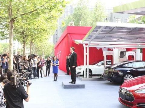 目前碰到买了电动汽车的人都没有说后悔