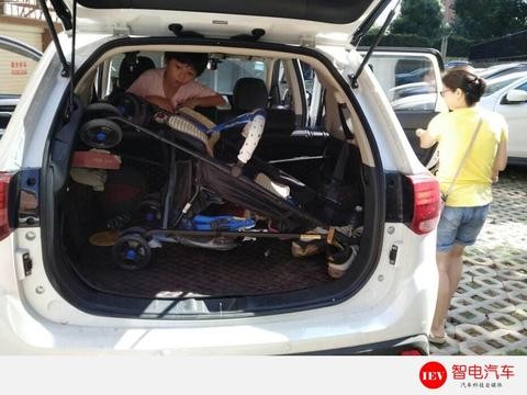 神车再造“移动房车”，全新7座内饰奢华，不到8万，还买啥博越
