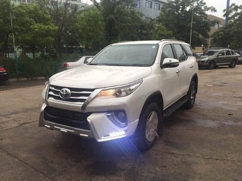 17款穿越者四驱越野车，巅峰对决无惧挑战