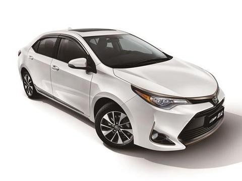 丰田家族的内斗,月销量暴涨一万，11万起油耗5.7L，比帝豪强太多