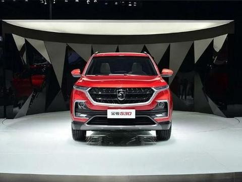 宝骏530亮相，配路虎式旋钮挡杆，逼格高到逆天，仅售6万