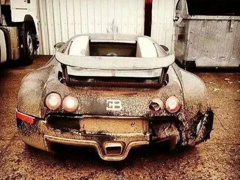 2500万布加迪“都扔了”，看看那些被遗弃的豪车