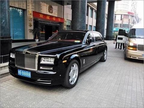 在广西，这个地方豪车不输省会南宁，牌照桂B