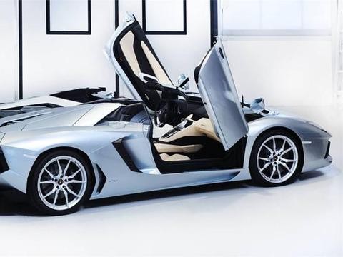 又谈情怀和个性？这几种大排量自吸车是最好的选择，还都不贵