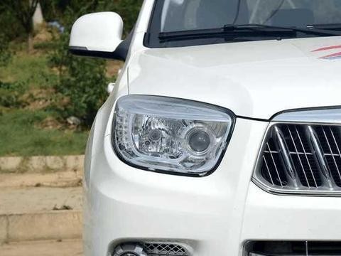 国产版霸道，四驱+中央差速锁，进口柴油发动机，14万起售！