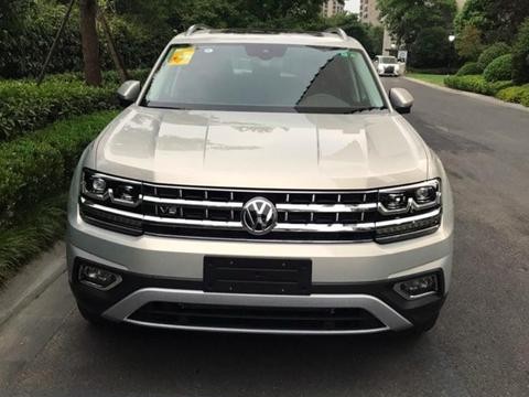 都说大众开起来扎实 这车的底盘都还没汉兰达稳当