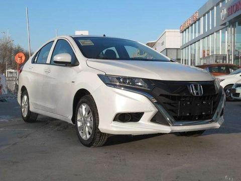 买不起思域就买它! 比卡罗拉漂亮, 油耗5L仅7万, 捷达没好日子了