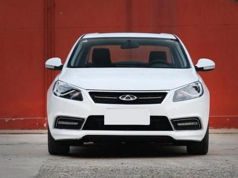 油漆12年防锈，底盘扎实，比速腾少5w，月销192台，真令人心疼