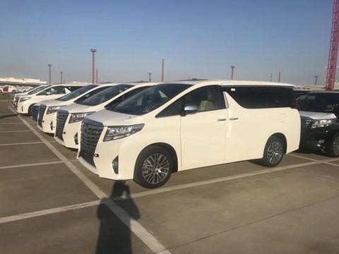 2018款丰田埃尔法3.5L明星同款保姆车新惠来袭