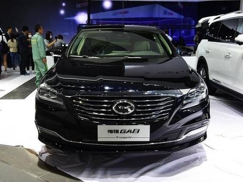 5米车身，比迈腾大一圈，比帕萨特便宜7万，配10寸大屏，这车要火