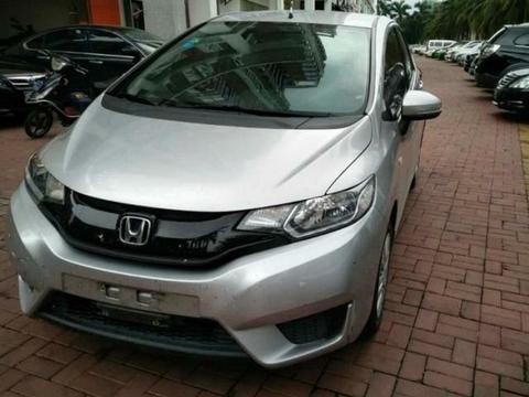 平民超跑飞度也积碳，车主打开发动机盖一看，知道了真相