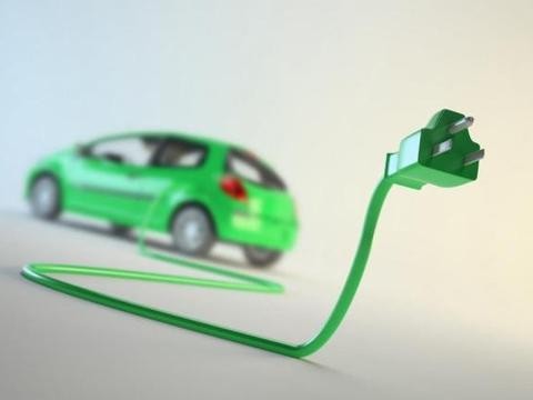 这款“奔驰”车不交购置税，轴距比肩E级想买国家还给钱！