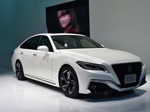 全新丰田皇冠来袭, 2.0T发动机配10AT, 售价24万剑指雅阁迈腾