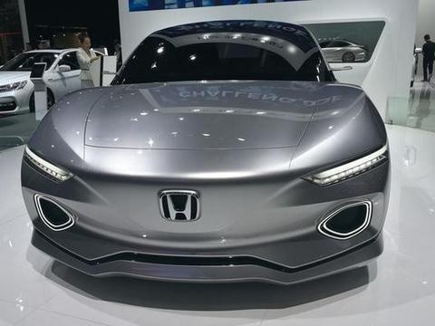 下一代思铂睿？帅过新款大众CC，中国设计师打造不是国产也骄傲