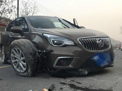 别克昂科威车主险些丧命 又是“断轴”惹的祸。