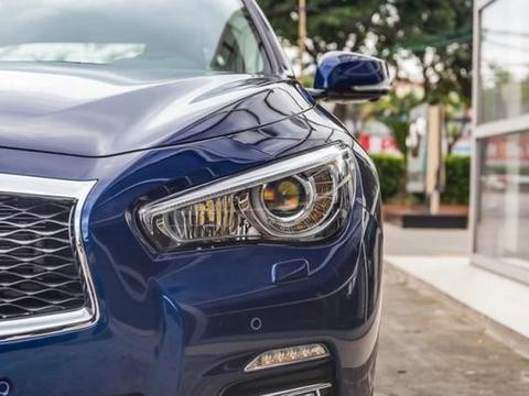 LED大灯+Bose音响，全系2.0T比3系多27马力，可内饰是短板