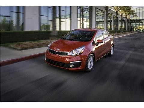 停产多年的起亚锐欧，没想到在国外有这么好的排名