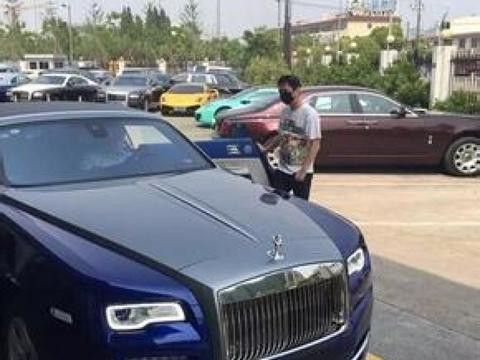 买车如买菜 盘点国民老公王思聪十大豪车