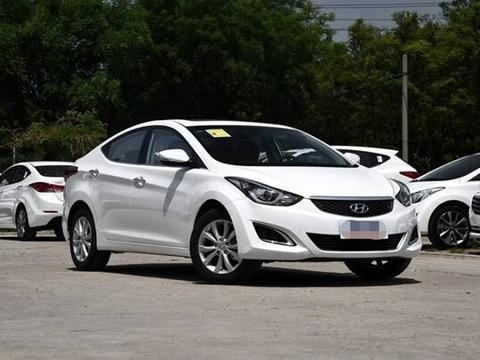 朗动自动智能型和自动尊贵型差别很大吗，钱差不多，买那个?