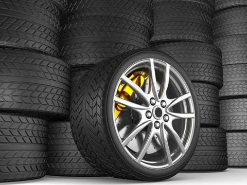 轮胎多久换一次？按年限？按里程？还是……