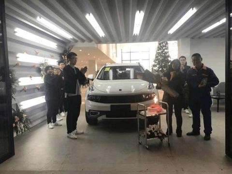 浙江首提领克01, 颜值很帅气, 车主: 这是我见过最隆重的交车仪式