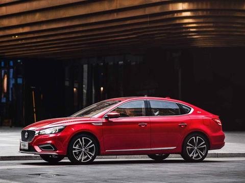 百公里加速近7秒的国产高性能轿跑，你还看新思域？