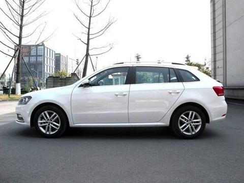 朗行和高尔夫怎么选?