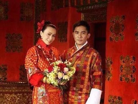 明星婚车大比拼，梁朝伟最霸气，大S最奢华，刘涛却很低调！