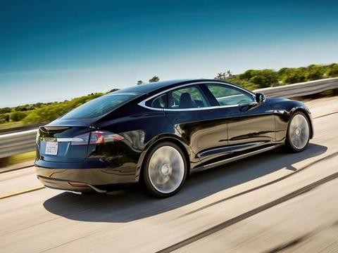 比亚迪、荣威、广汽油电混合动力SUV对比，惊到你掉下巴