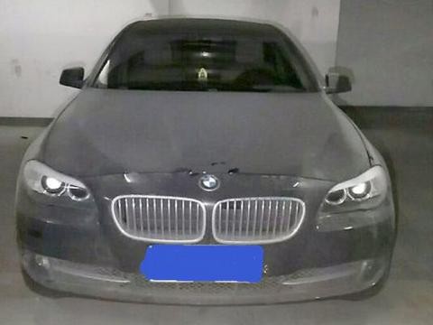 25万“淘”辆宝马523Li地库车：一年没开，验完车后小伙喜笑颜开