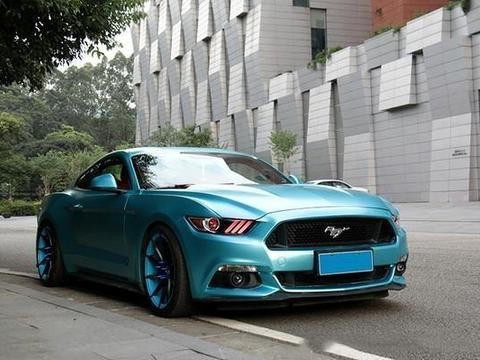 最帅气肌肉跑车竟是国产车，颜值媲美兰博基尼！