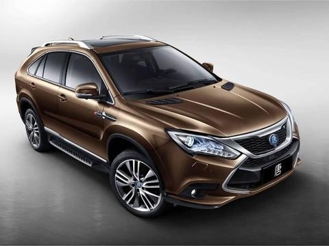 国产车的骄傲，科技配置油耗仅为1.8L！