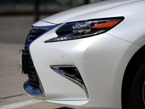 整车进口, 和A6一个级别, 20年开不坏, 为何售价比A4都便宜?