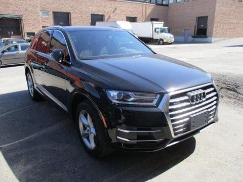 17款奥迪Q7 2.0 标配 现车充足最低56万元起