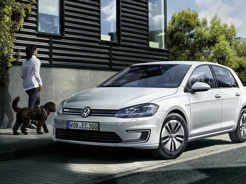 家用两厢车高尔夫，操控性可为你打call