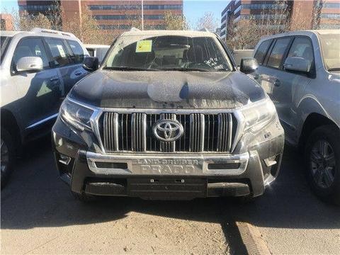 18款丰田进口霸道2700中东版丐版，低配报价动力解析