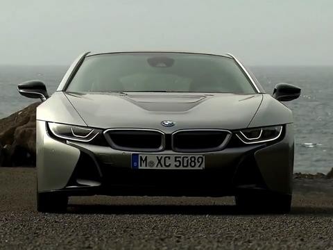 宝马i3s VS 宝马i8 Coupe新车动态鉴赏