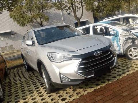 江淮大型7座SUV, 投资4.4亿研发, 内饰配置秒杀合资车, 售价厚道