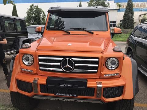 烈焰橙！2017款奔驰 G500 4X4²