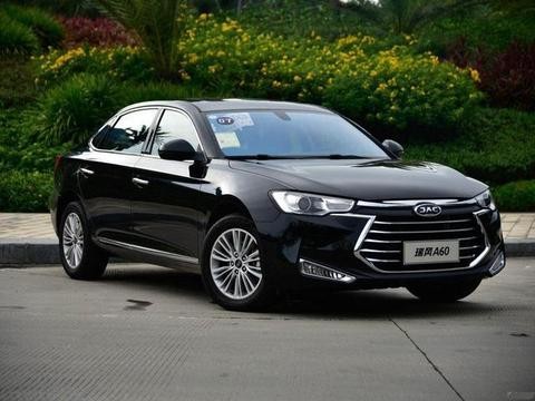 远看50万, 近看20万, 内饰50万, 其实13万, 买啥速腾