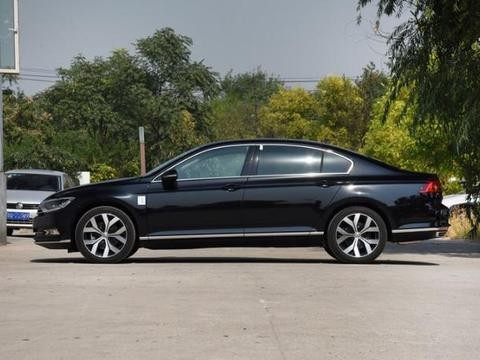 全新迈腾上市！售价比帕萨特还低，性能强过雅阁，该放弃凯美瑞了