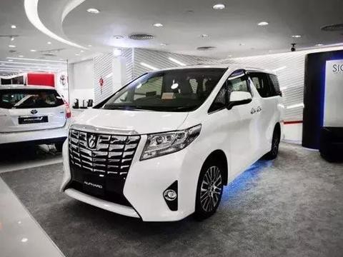 埃尔法的姐妹Vellfire改款造型曝光 将搭载丰田最新驾驶辅助系统