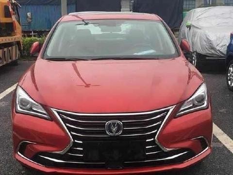 长安又一颜值帝诞生, 外观比帝豪GL还漂亮, 6.89万起力压吉利