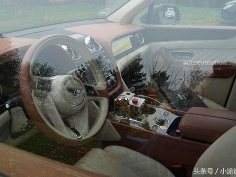 宾利添越混动版内饰谍照 EV模式已装配