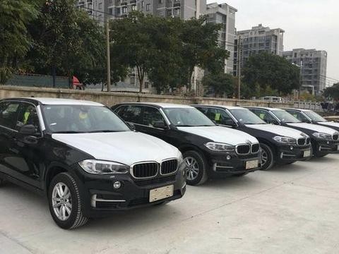 2018款宝马X5中东版来了，10.2触屏，外观小改，价格不贵