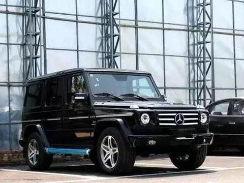 盘点8大当红明星的座驾，赵丽颖的霸气十足，刘诗诗的低调地可怜